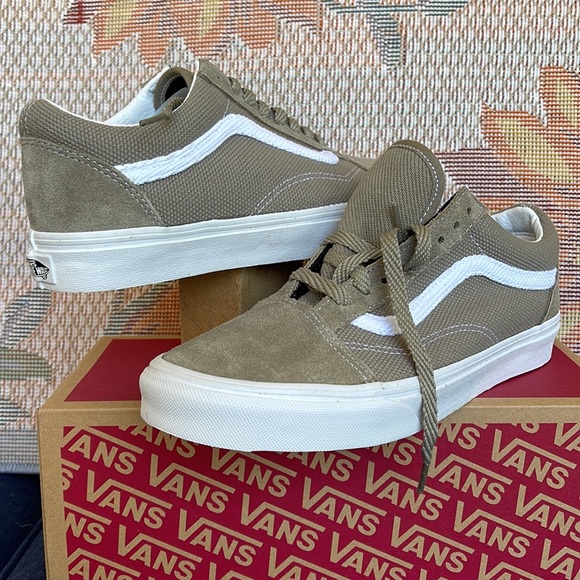 Vans Old Skool
Textured Overland Trek
VNOA4BW2BLV
WMNS sneakers - Picture 10 of 16